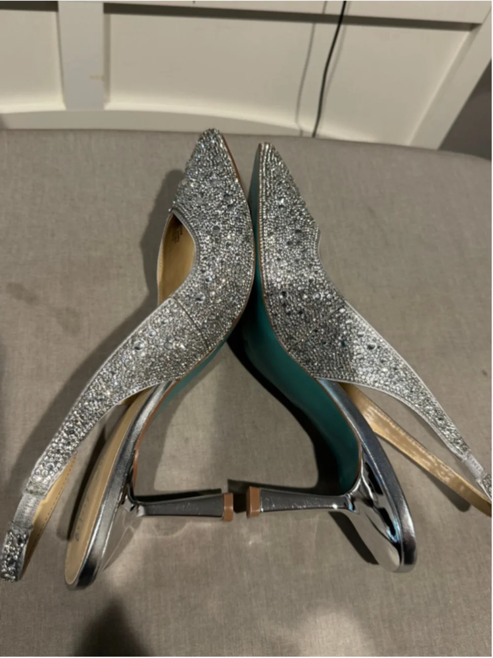 Women's Betsey Johnson Crystal RhinestoneSlingback Heels Size 11 Silver Blue - Picture 6 of 12